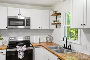 1927 Terra Ln, Lancaster, SC 29720 - Photo 8