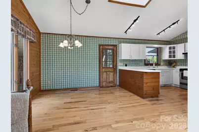 255 Westover Lane, Burnsville, NC 28714 - Photo 8