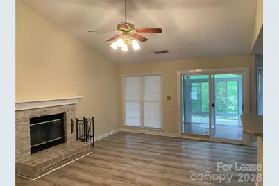 4319 Wynborough Lane, Charlotte, NC 28269 - Photo 8