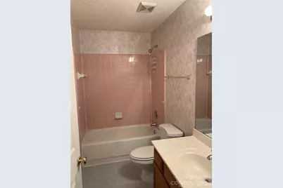 4319 Wynborough Lane, Charlotte, NC 28269 - Photo 18