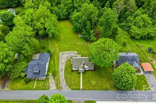 210 Valdese Dr, Morganton, NC 28655 - Photo 28