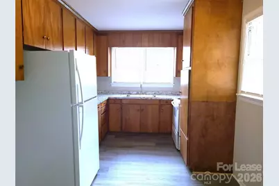 90 Creswell Drive NE, Concord, NC 28025 - Photo 2