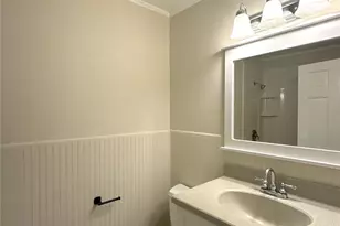 5710 Charing Pl, Charlotte, NC 28211 - Photo 14