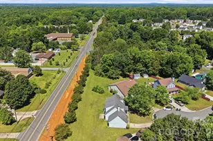 2726 Haversham Ct, Charlotte, NC 28216 - Photo 38
