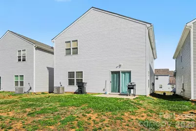 9028 Stoney Waters Court, Charlotte, NC 28215 - Photo 16