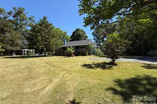 6228 Freedom Dr, Charlotte, NC 28214 - Photo 18