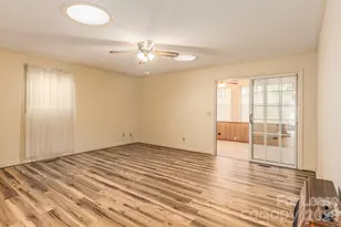 75 Laurelwood Dr, Marion, NC 28752 - Photo 4