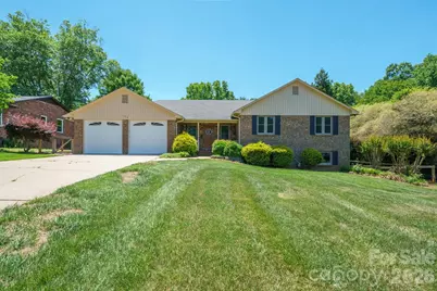 725 Sunridge Drive #18, Lincolnton, NC 28092 - Photo 2