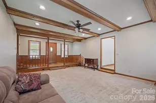 725 Sunridge Dr, Lincolnton, NC 28092 - Photo 8