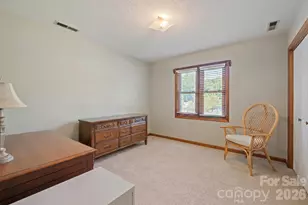 725 Sunridge Dr, Lincolnton, NC 28092 - Photo 26