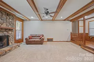 725 Sunridge Dr, Lincolnton, NC 28092 - Photo 6
