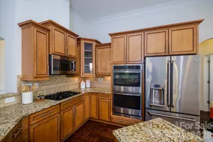 3743 Salvistrin St, Charlotte, NC 28214 - Photo 8