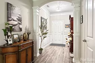 6105 Lighted Way Ln, Indian Trail, NC 28079 - Photo 4