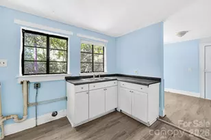 317 W D St, Salisbury, NC 28144 - Photo 16