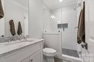 1160 S Kings Dr, Charlotte, NC 28207 - Photo 20