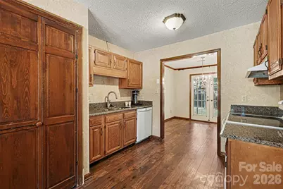 1043 Wexford Place NW, Concord, NC 28027 - Photo 8