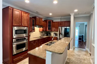 2413 Merryvale Way N, Waxhaw, NC 28173 - Photo 6