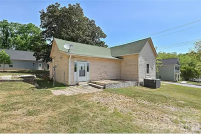 408 S 12th Street, Bessemer City, NC 28016 - Photo 2