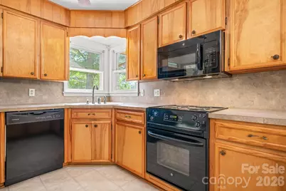 1328 Amherst Road, Morganton, NC 28655 - Photo 8