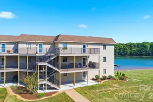 7831 Spinnaker Bay Dr, Sherrills Ford, NC 28673 - Photo 2