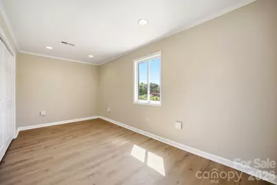 7831 Spinnaker Bay Drive #301, Sherrills Ford, NC 28673 - Photo 18