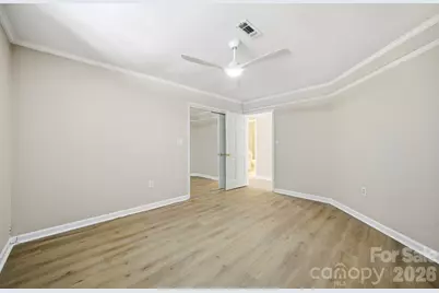 7831 Spinnaker Bay Drive #301, Sherrills Ford, NC 28673 - Photo 16