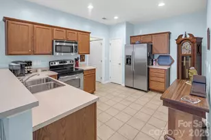 4607 Nashua Dr, Matthews, NC 28105 - Photo 18
