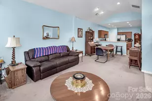 4607 Nashua Dr, Matthews, NC 28105 - Photo 8