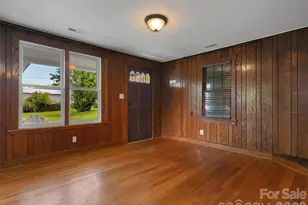 29 Salem St, Brevard, NC 28712 - Photo 6