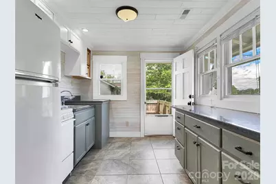 29 Salem Street, Brevard, NC 28712 - Photo 10