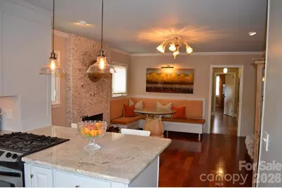 1140 Bevis Drive, Charlotte, NC 28209 - Photo 6