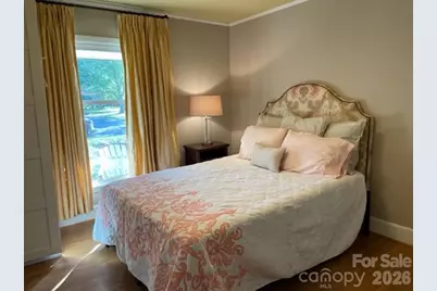 1140 Bevis Drive, Charlotte, NC 28209 - Photo 18
