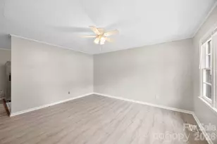 871 Rolling Green Dr, Rock Hill, SC 29730 - Photo 4