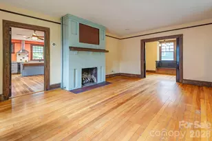 14 Watauga St, Asheville, NC 28801 - Photo 8
