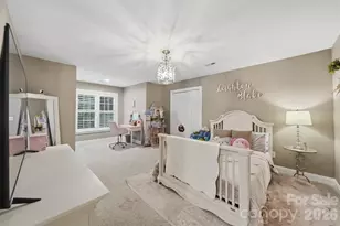 151 43rd Ave Dr NW, Hickory, NC 28601 - Photo 18