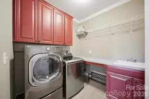 151 43rd Ave Dr NW, Hickory, NC 28601 - Photo 16