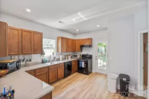 19303 Pocono Ln, Cornelius, NC 28031 - Photo 20
