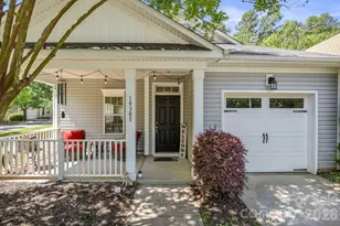 19303 Pocono Ln, Cornelius, NC 28031 - Photo 4