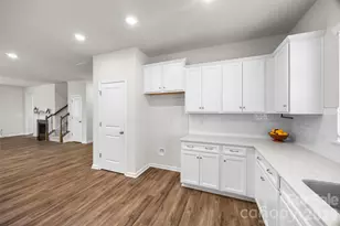 17712 Terryglass Ln, Charlotte, NC 28278 - Photo 10