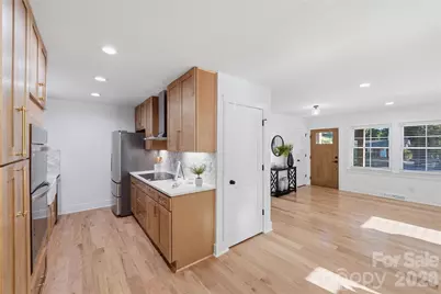 4314 Ivanhoe Place, Charlotte, NC 28205 - Photo 10