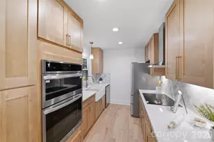 4314 Ivanhoe Pl, Charlotte, NC 28205 - Photo 6