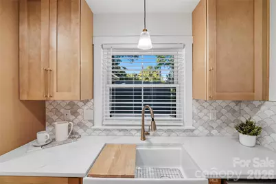4314 Ivanhoe Place, Charlotte, NC 28205 - Photo 8