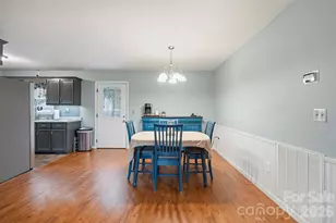 3868 W Nc 10 Hwy, Newton, NC 28658 - Photo 6