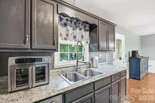 3868 W Nc 10 Hwy, Newton, NC 28658 - Photo 12