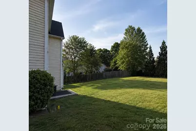 9120 Viscount Lane, Charlotte, NC 28269 - Photo 6