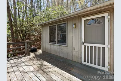 8977 Rose Hollow Avenue, Newland, NC 28657 - Photo 18