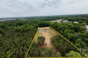 421 E Passaic St, Peachland, NC 28133 - Photo 2