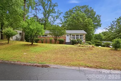 6239 Netherwood Drive, Charlotte, NC 28210 - Photo 2
