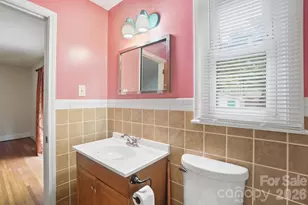 6239 Netherwood Dr, Charlotte, NC 28210 - Photo 30