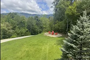 152 SkyView Cir, Asheville, NC 28804 - Photo 2